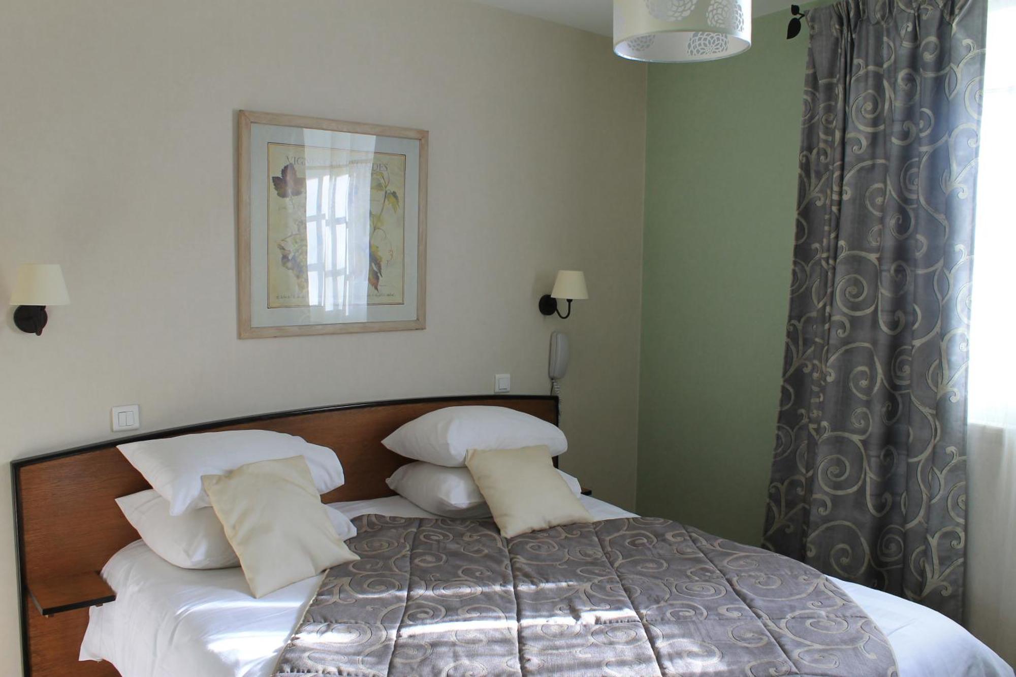Hotel Restaurant Le Moulin De Saint Verand Ngoại thất bức ảnh