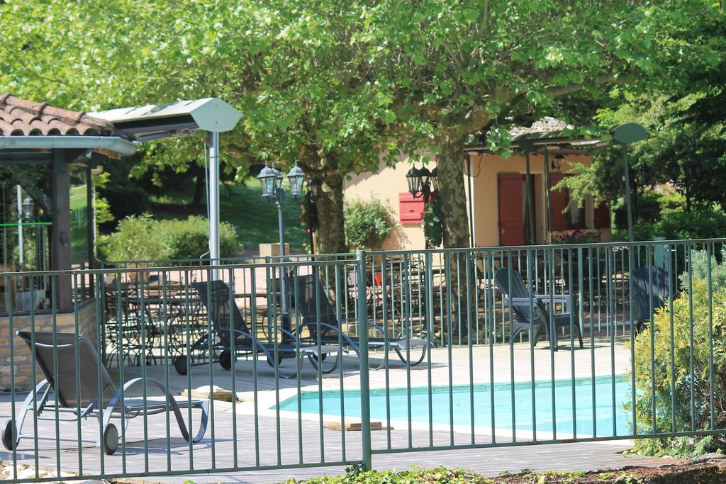 Hotel Restaurant Le Moulin De Saint Verand Ngoại thất bức ảnh