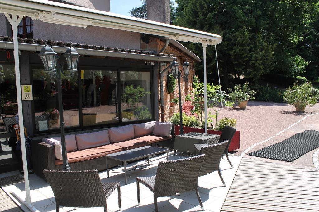 Hotel Restaurant Le Moulin De Saint Verand Ngoại thất bức ảnh