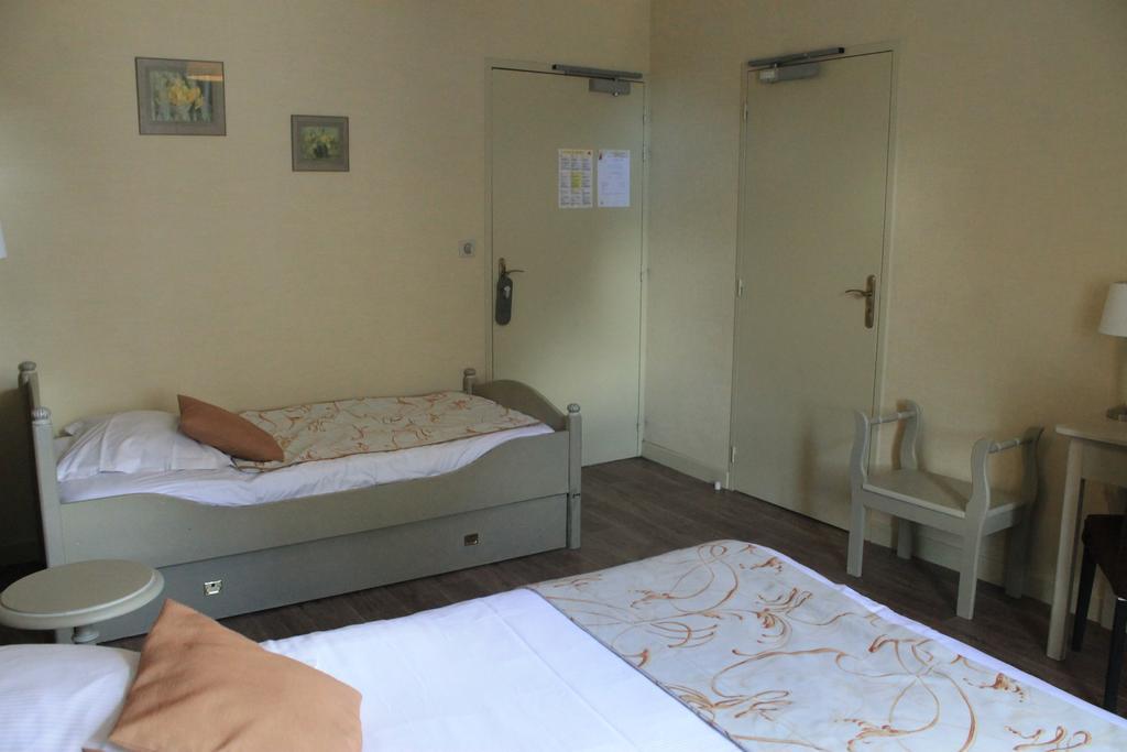 Hotel Restaurant Le Moulin De Saint Verand Ngoại thất bức ảnh